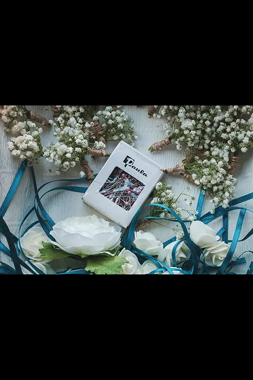 Color wedding photo by Lucas Georgiev. Wedding detail of little bouquets. Place: Lovech, Bulgaria